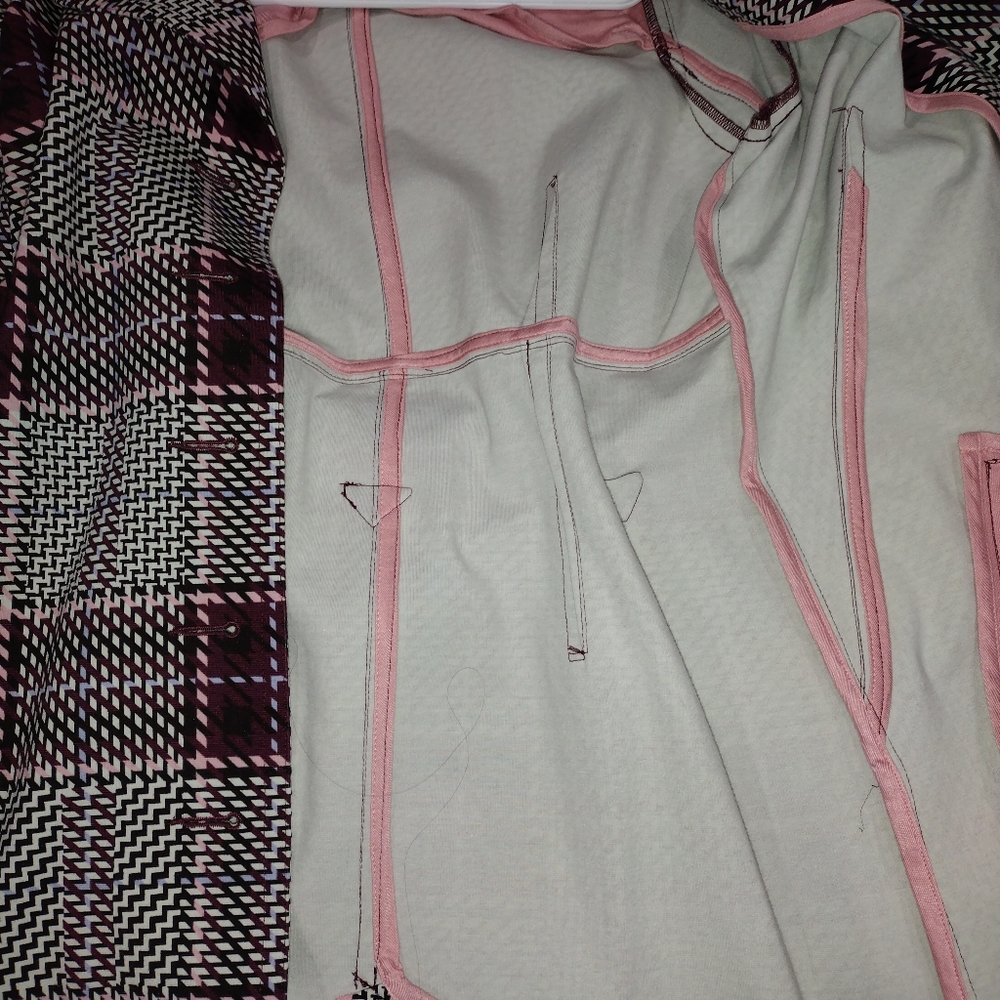Sovereign Trench Coat - Picture 4 of 5